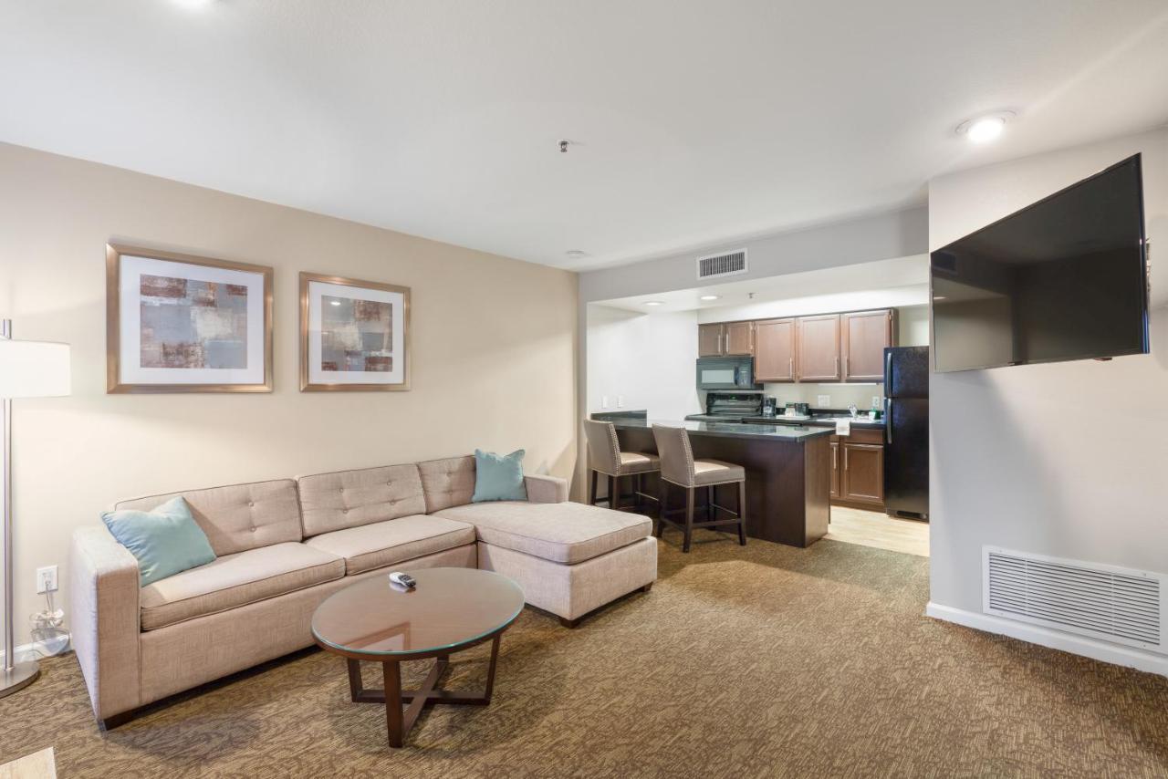 Chase Suites Brea-Fullerton - North Orange County Ngoại thất bức ảnh